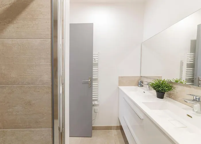 Apartamento Le Topaze - Wifi - Patio - Centre-ville Angers